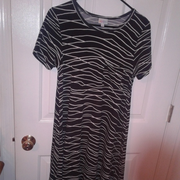 LuLaRoe Dresses & Skirts - Carly